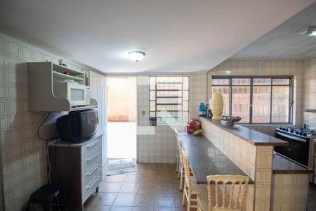 Cozinha 2 de casa à venda com 3 quartos, 296m² em Vila Medeiros, São Paulo