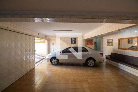 Garagem de casa à venda com 3 quartos, 296m² em Vila Medeiros, São Paulo