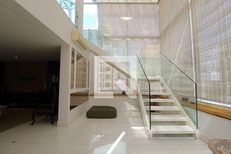 Sala 2 de apartamento à venda com 4 quartos, 400m² em Vila Nova Conceição, São Paulo