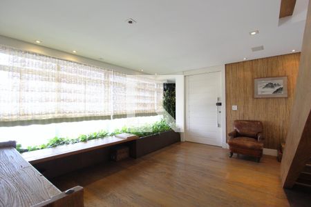 Sala 1 de apartamento à venda com 4 quartos, 400m² em Vila Nova Conceição, São Paulo