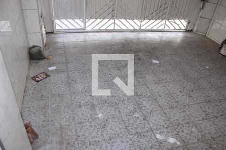 Garagem de casa à venda com 3 quartos, 163m² em Gopouva, Guarulhos