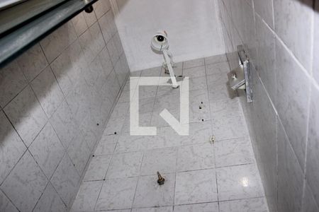 Banheiro social de casa à venda com 3 quartos, 163m² em Gopouva, Guarulhos