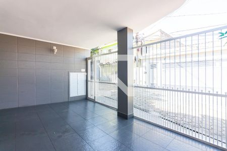 Garagem de casa à venda com 3 quartos, 235m² em Centro, Osasco