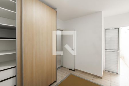 Quarto 1 de apartamento à venda com 2 quartos, 50m² em Vila Guilhermina, São Paulo