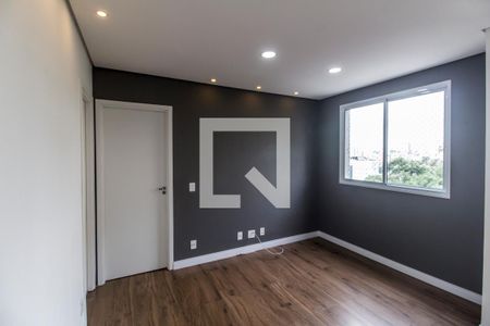 Sala de apartamento para alugar com 1 quarto, 40m² em Jardim Tupanci, Barueri