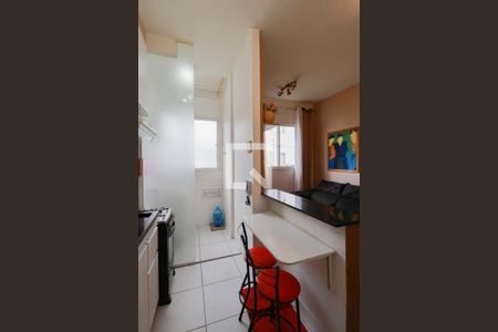 Cozinha de apartamento à venda com 2 quartos, 38m² em Vila Santa Maria, São Paulo