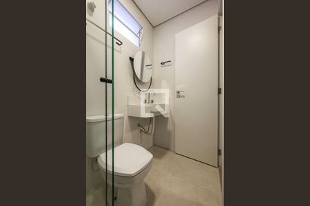 Banheiro da Suíte de kitnet/studio para alugar com 1 quarto, 35m² em Vila Madalena, São Paulo