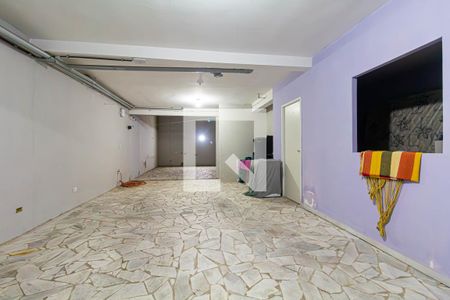 Garagem de casa à venda com 3 quartos, 140m² em Penha de França, São Paulo