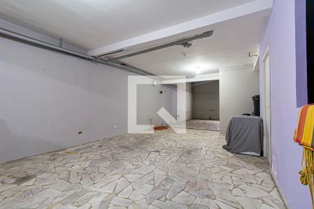 Garagem de casa à venda com 3 quartos, 140m² em Penha de França, São Paulo
