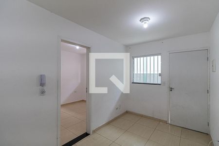 Sala/Cozinha de apartamento à venda com 2 quartos, 40m² em Jardim Triana, São Paulo