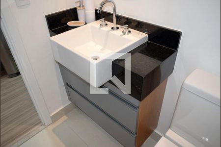 Banheiro de kitnet/studio à venda com 1 quarto, 25m² em Paraíso, São Paulo