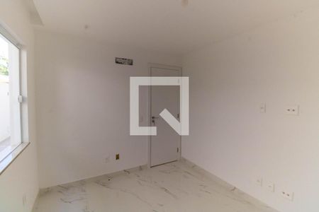 Quarto de casa à venda com 4 quartos, 240m² em Itaipu, Niterói