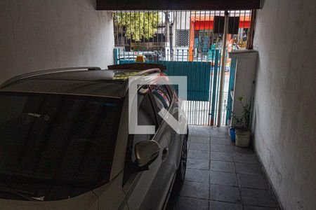 Garagem de casa para alugar com 3 quartos, 250m² em Jardim São Jorge, São Paulo