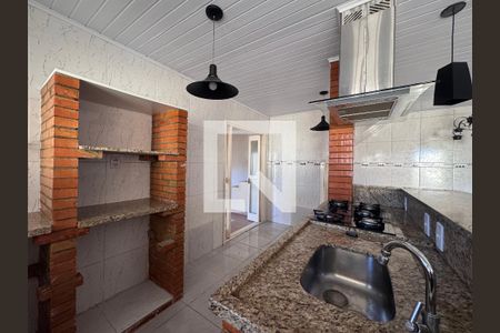 Cozinha de casa à venda com 4 quartos, 262m² em Scharlau, São Leopoldo