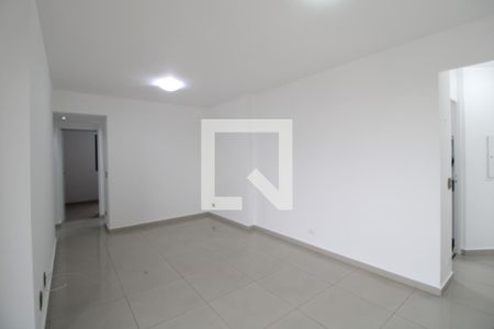 Sala de apartamento à venda com 3 quartos, 72m² em Jardim Luanda, São Paulo