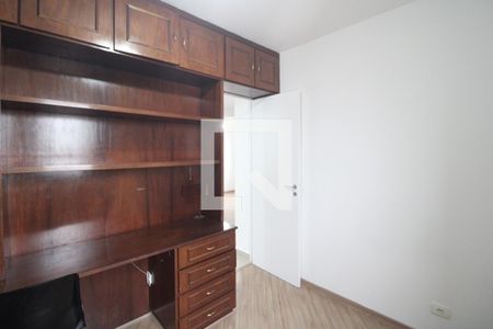 Quarto 1 de apartamento à venda com 3 quartos, 72m² em Jardim Luanda, São Paulo