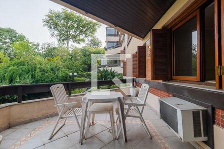 Varanda de apartamento à venda com 3 quartos, 137m² em Cavalhada, Porto Alegre