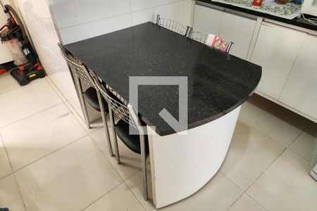 Cozinha de apartamento à venda com 3 quartos, 83m² em Vila Jerusalem, São Bernardo do Campo