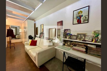 Sala 2 de casa para alugar com 4 quartos, 565m² em Lapa, São Paulo