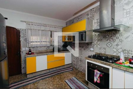 Foto 14 de casa à venda com 3 quartos, 200m² em Vila Nilo, São Paulo