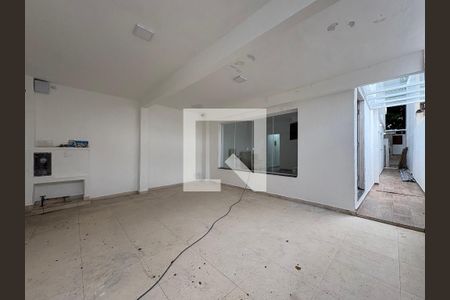 Garagem de casa à venda com 4 quartos, 173m² em Jardim, Santo André