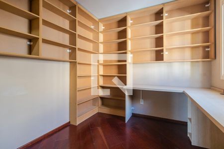 Closet de casa de condomínio à venda com 3 quartos, 120m² em Tristeza, Porto Alegre