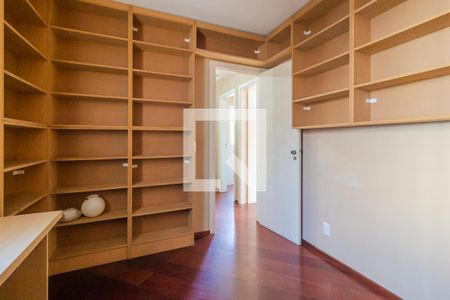 Closet de casa de condomínio à venda com 3 quartos, 120m² em Tristeza, Porto Alegre