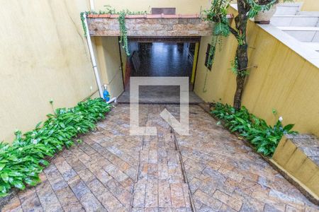 Entrada garagem de casa à venda com 3 quartos, 209m² em Centro, Diadema