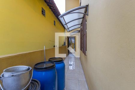 Corredor externo de casa à venda com 3 quartos, 209m² em Centro, Diadema