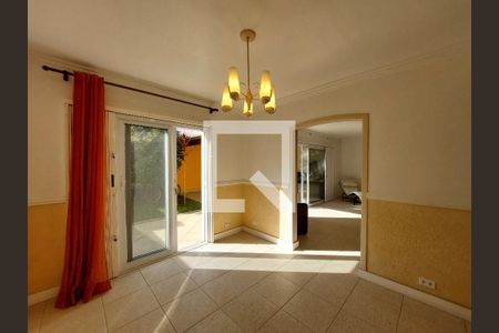 Sala da Jantar de casa à venda com 4 quartos, 360m² em Jardim Santa Helena, São Paulo