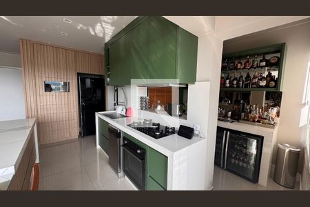 Cozinha de apartamento à venda com 2 quartos, 110m² em Swiss Park, Campinas