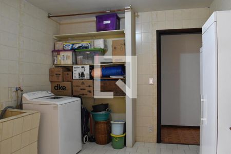 Área de Serviço de casa à venda com 4 quartos, 480m² em Barreirinha, Curitiba