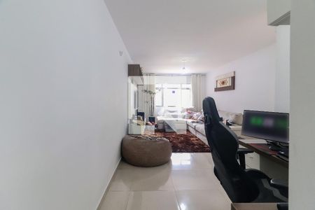 Sala de casa à venda com 4 quartos, 200m² em Vila Lageado, São Paulo