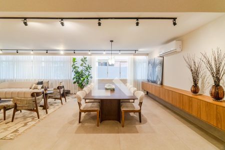 Sala de apartamento à venda com 3 quartos, 158m² em Cerqueira César, São Paulo