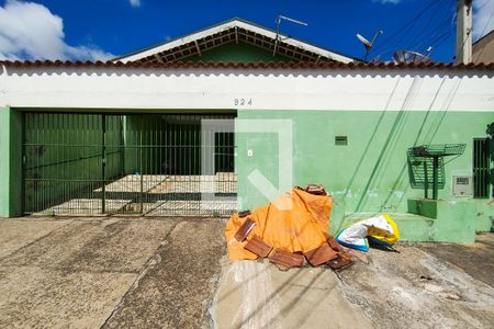 Fachada de casa à venda com 4 quartos, 150m² em Jardim Samambaia, Campinas