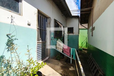 Quintal - Edícula de casa à venda com 4 quartos, 150m² em Jardim Samambaia, Campinas