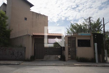 Fachada de casa de condomínio à venda com 3 quartos, 180m² em Barro Branco (zona Norte), São Paulo