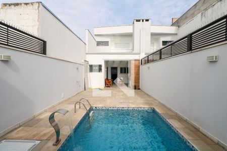Piscina de casa à venda com 3 quartos, 200m² em Santa Maria, São Caetano do Sul