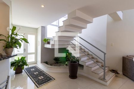 Escada de casa de condomínio à venda com 3 quartos, 400m² em Vila Nova, Porto Alegre