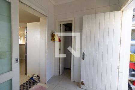 Área de Serviço de casa de condomínio à venda com 3 quartos, 400m² em Vila Nova, Porto Alegre