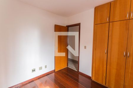 Quarto 1 de apartamento para alugar com 3 quartos, 90m² em Anchieta, Belo Horizonte