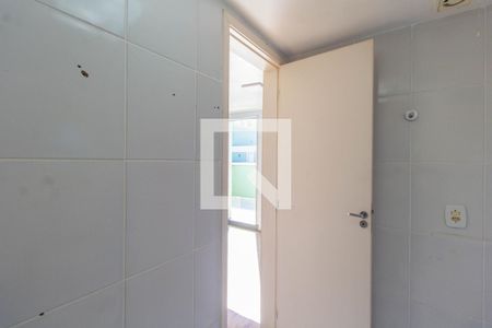 Banheiro da Suíte de apartamento para alugar com 4 quartos, 95m² em Igara, Canoas
