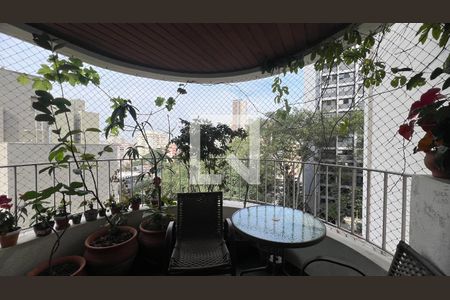 Varanda de apartamento à venda com 3 quartos, 120m² em Pinheiros, São Paulo