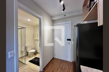 Cozinha de kitnet/studio para alugar com 0 quarto, 25m² em Santo Amaro, São Paulo