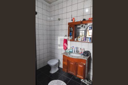 Banheiro de casa à venda com 3 quartos, 195m² em Vila Silveira, Guarulhos