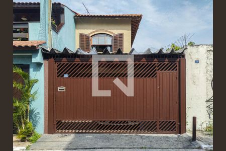 Fachada de casa à venda com 3 quartos, 195m² em Vila Silveira, Guarulhos