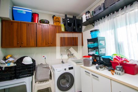 Área de Serviço de casa à venda com 3 quartos, 138m² em Vila Helena, Santo André