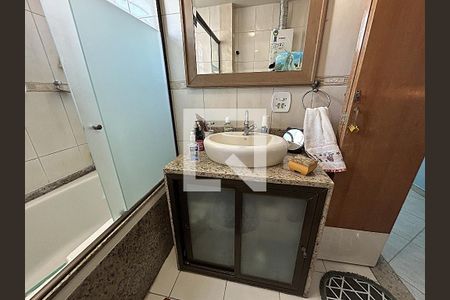 Banheiro de apartamento à venda com 1 quarto, 55m² em Engenho de Dentro, Rio de Janeiro