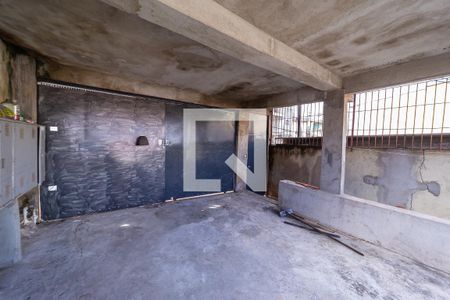 Garagem de casa à venda com 3 quartos, 157m² em Jardim Danfer, São Paulo