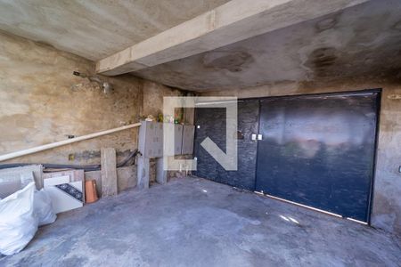 Garagem de casa à venda com 3 quartos, 157m² em Jardim Danfer, São Paulo
